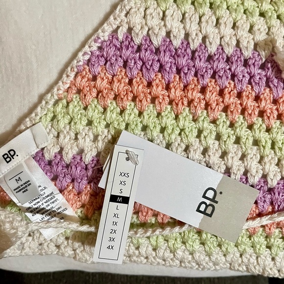 NWT BP Nordstrom 70’s Retro Crochet Halter Crop Top Striped. Size M - Picture 5 of 6